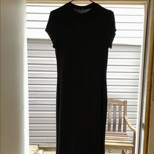 Flattering Black Midi Dress